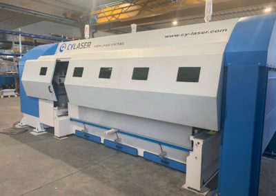 Taglio laser fibra ottica usato CY2D S3015